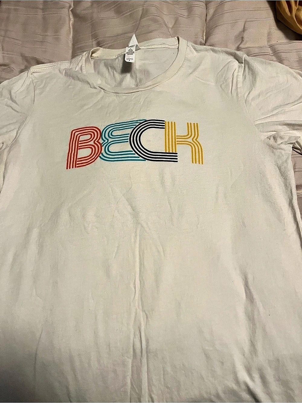 Beck Geometric Graphic Short Sleeve Tee in White